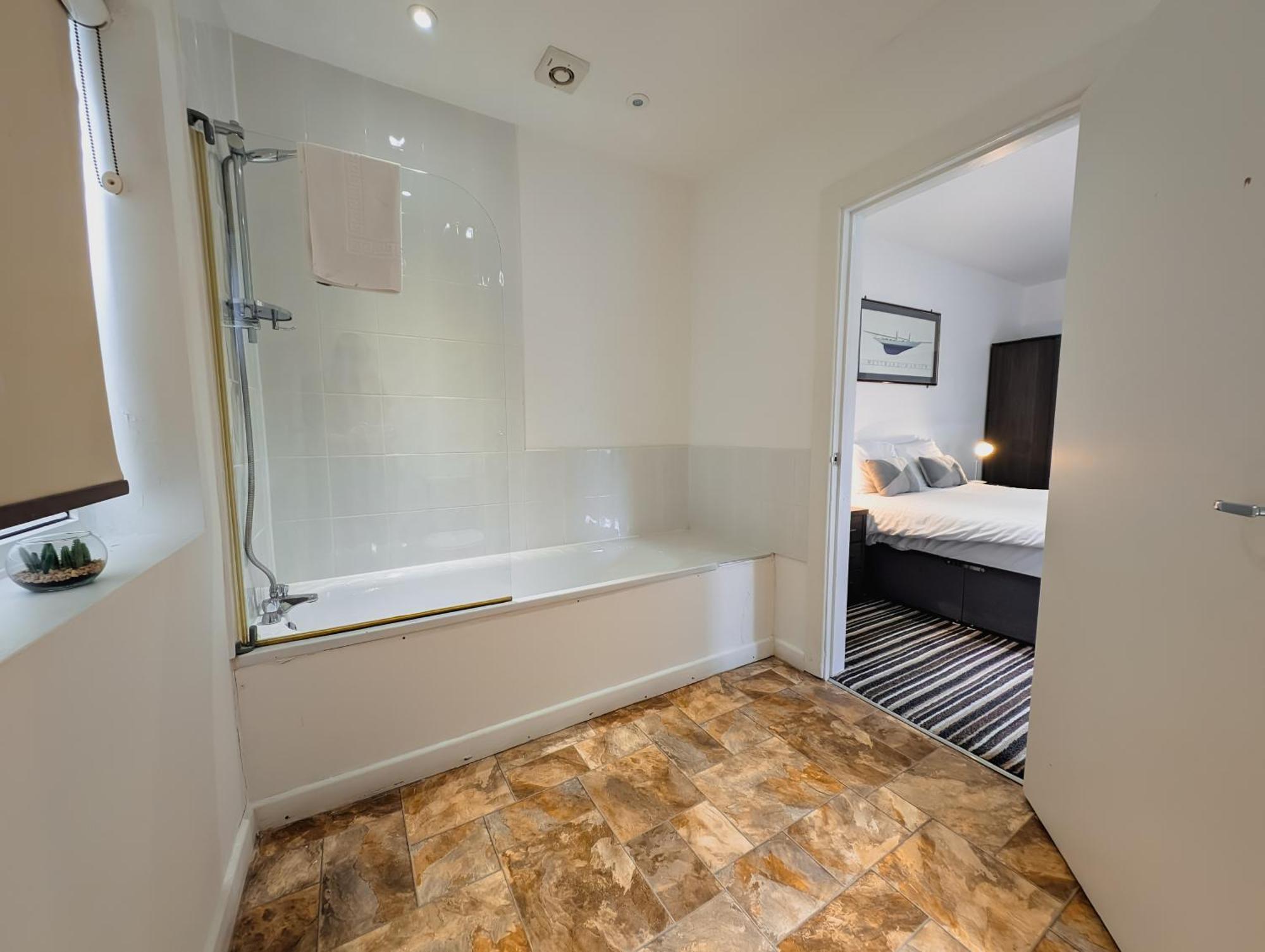Bay & Harbour Holiday Apartments & Rooms Only Weston-super-Mare Exteriör bild