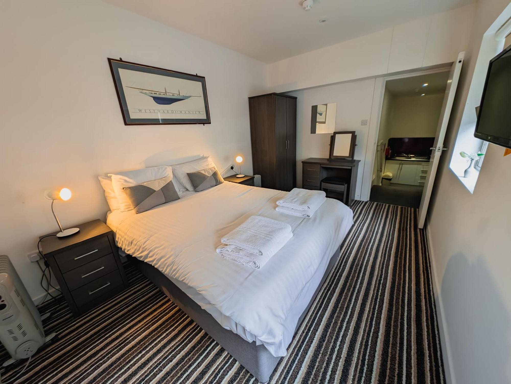 Bay & Harbour Holiday Apartments & Rooms Only Weston-super-Mare Exteriör bild