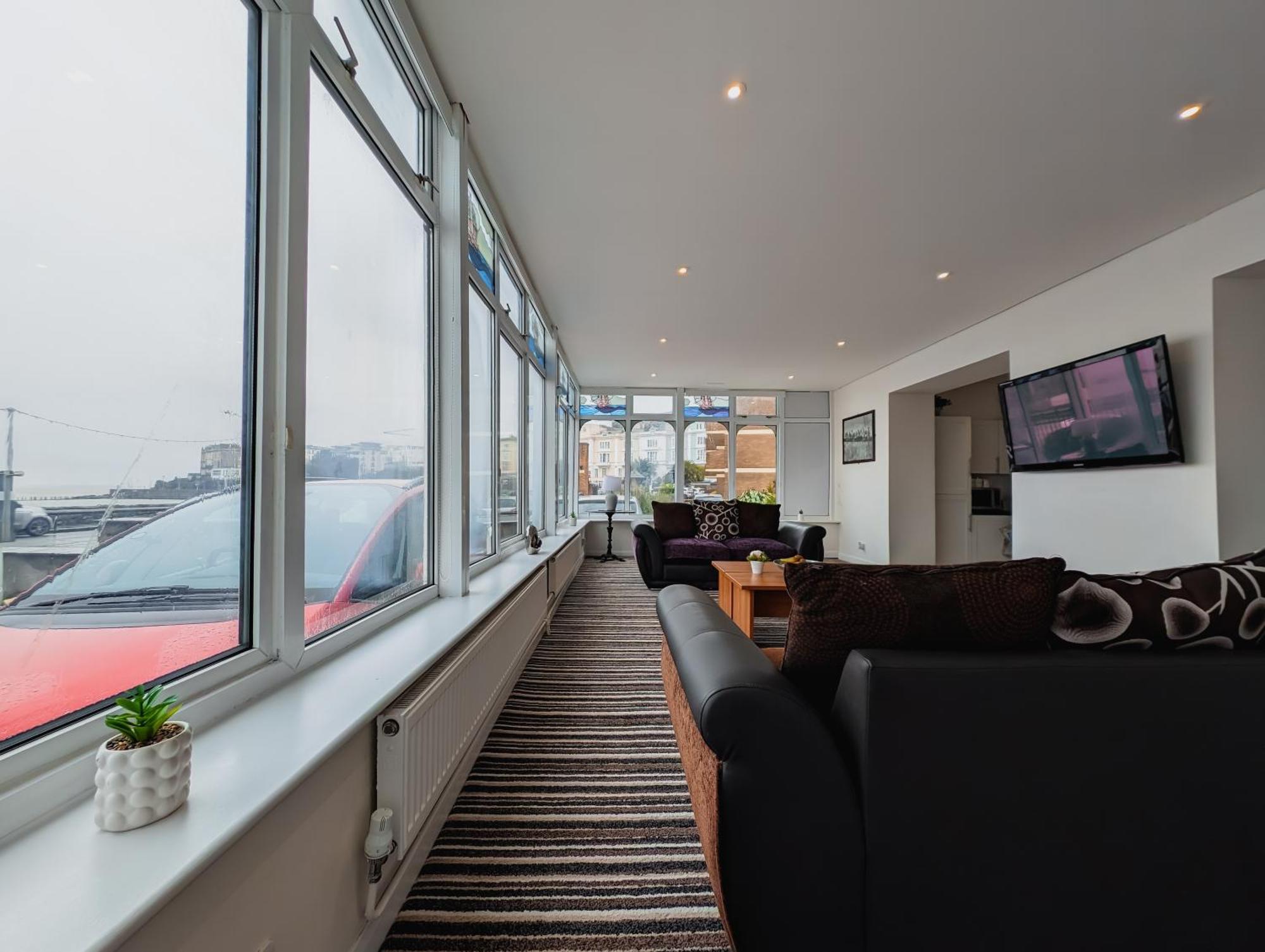 Bay & Harbour Holiday Apartments & Rooms Only Weston-super-Mare Exteriör bild