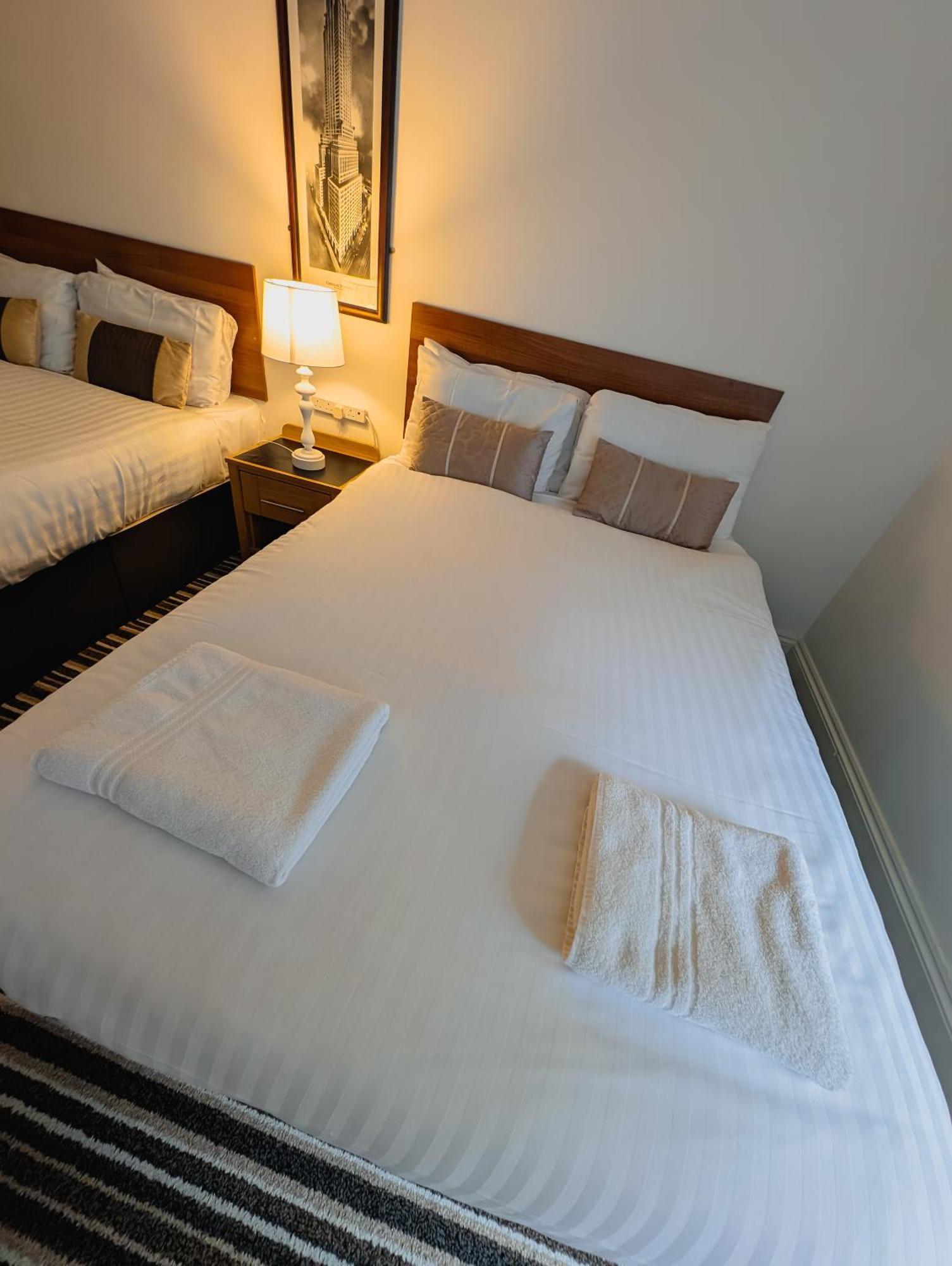 Bay & Harbour Holiday Apartments & Rooms Only Weston-super-Mare Exteriör bild